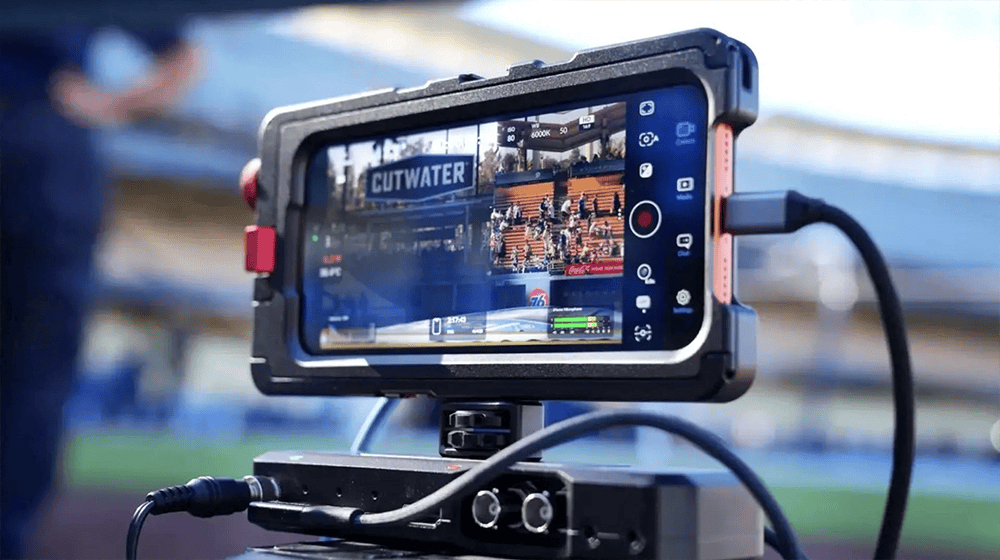 iPhone 17 Pro 加入MLB《周五棒球之夜》赛事转播,担任场边摄影机