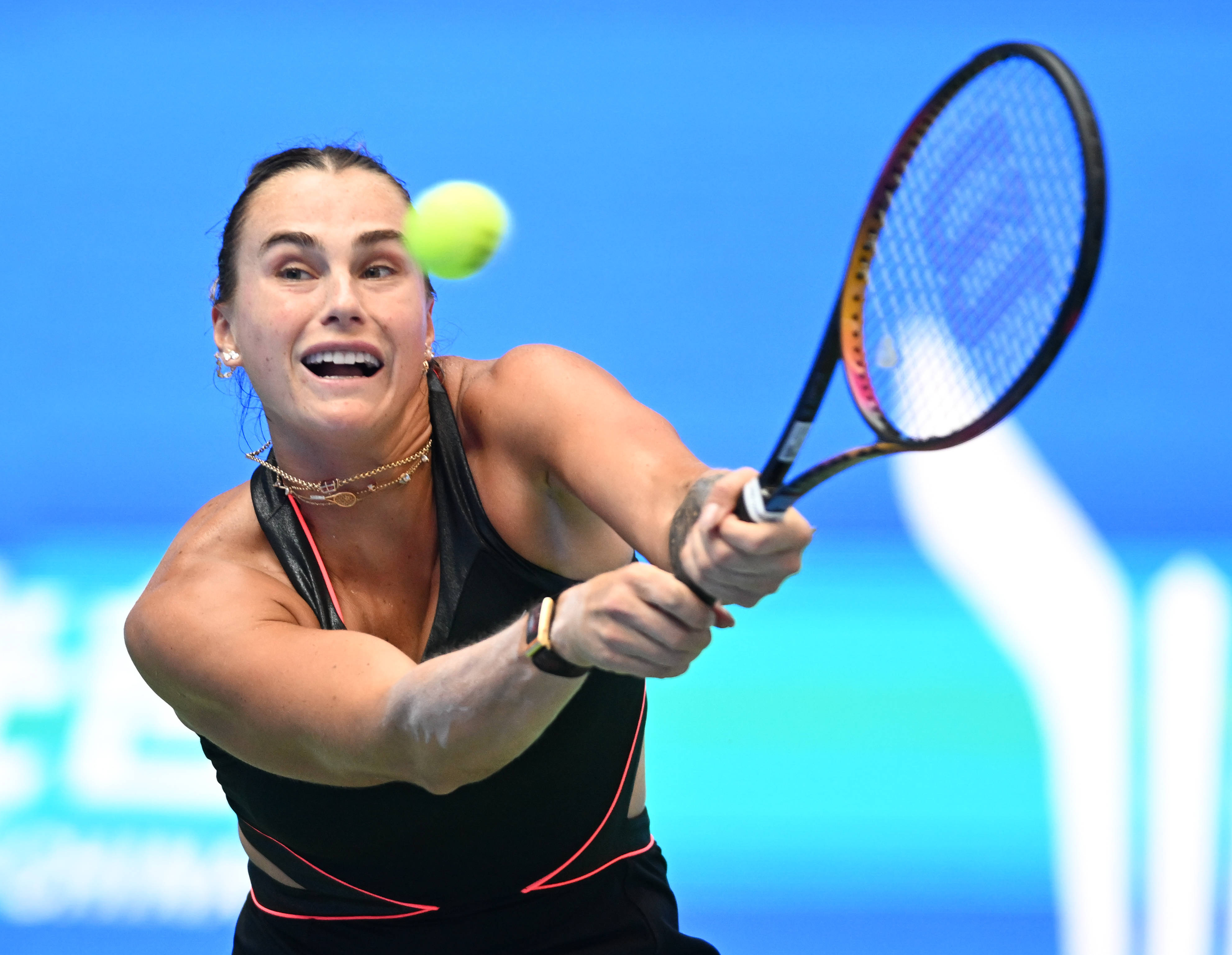 （体育(yù)）网球——武网：萨巴伦卡晋级