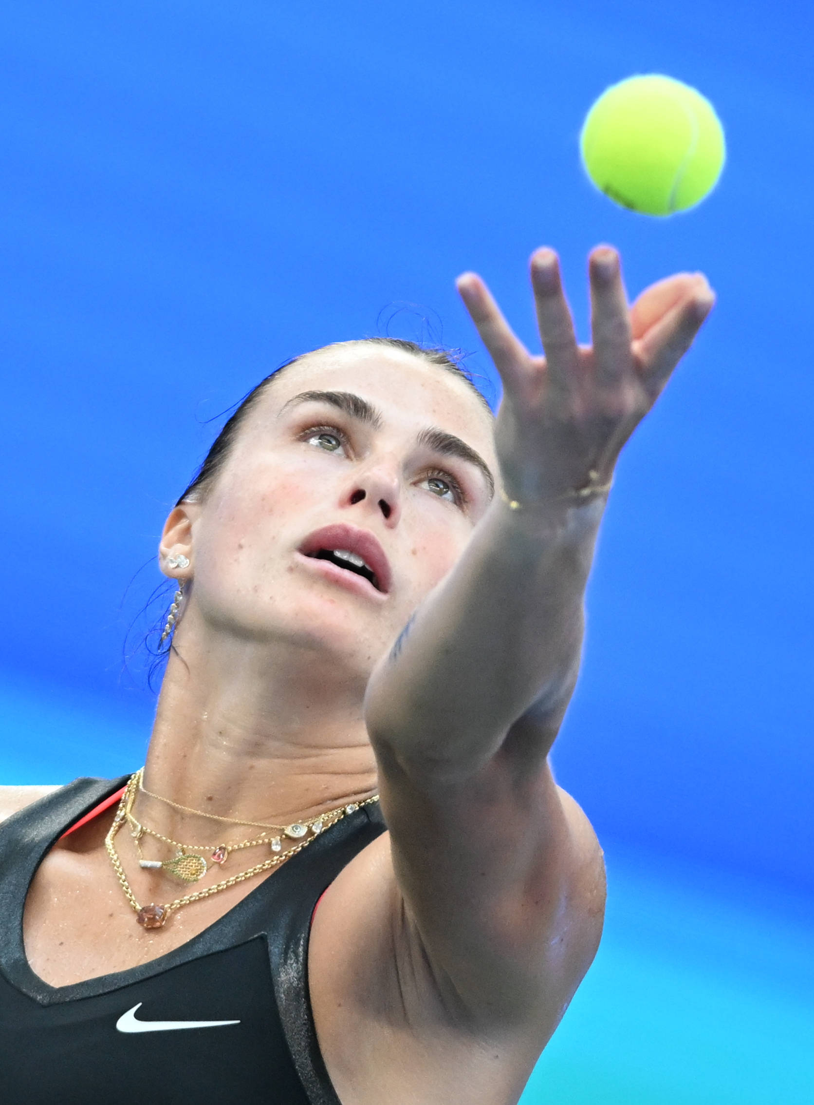 (体育)网球——武网:萨巴伦卡晋级