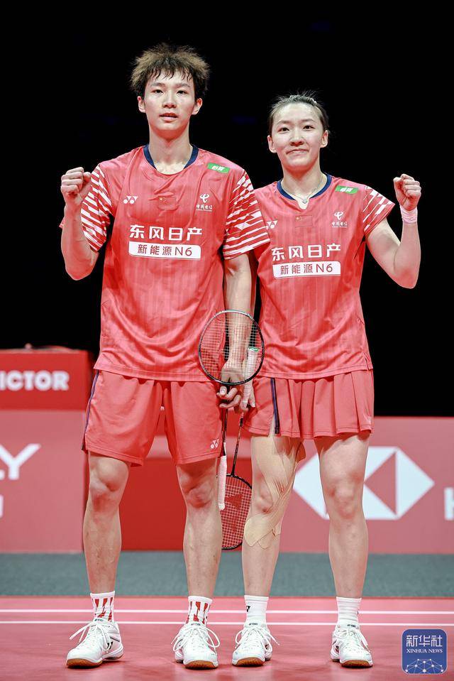 羽毛球世巡赛总决赛丨蒋振邦/魏雅欣晋级混双决赛