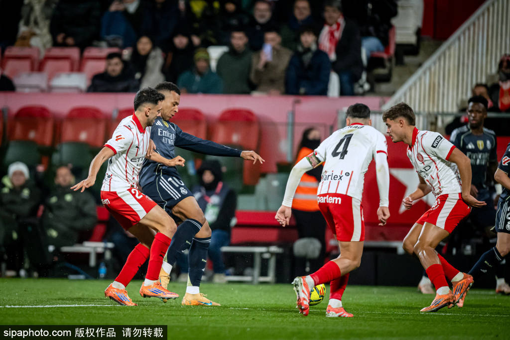 VAR音頻(pín)曝光(guāng)！巴萨点球判(pàn)罚引争议，手球判(pàn)罚背后有何真相？