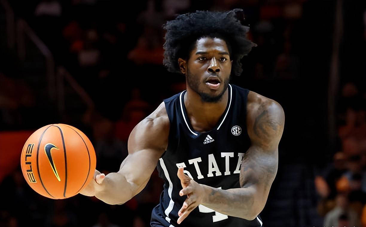 火箭裁掉锋线新秀,进攻端表现堪忧