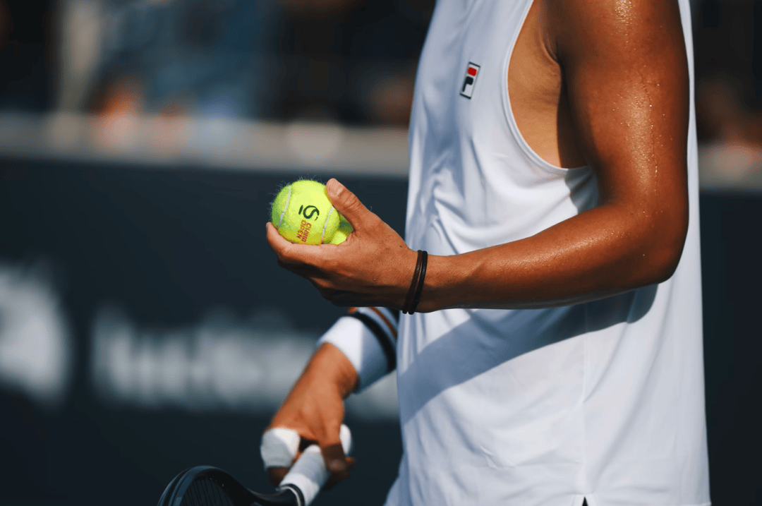 在网球(qiú)中(zhōng)國(guó)赛季，FILA打出ACE球(qiú)