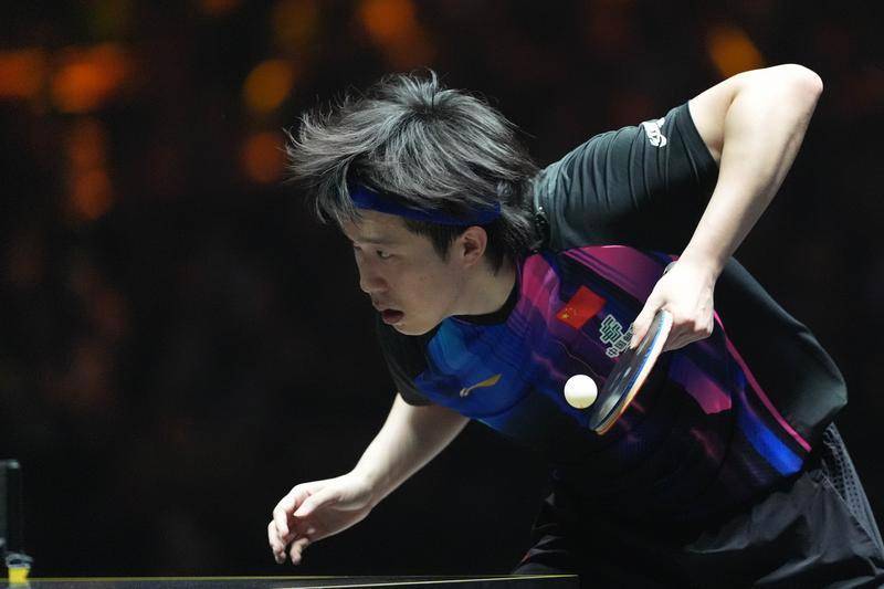 王楚钦成为首位世(shì)界排名积分破万的乒乓球男单选手