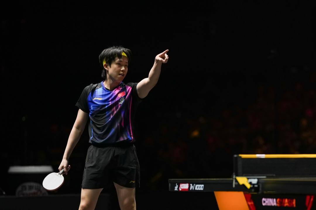 王楚钦成为首位世界排名积分破万的乒乓球男单选手