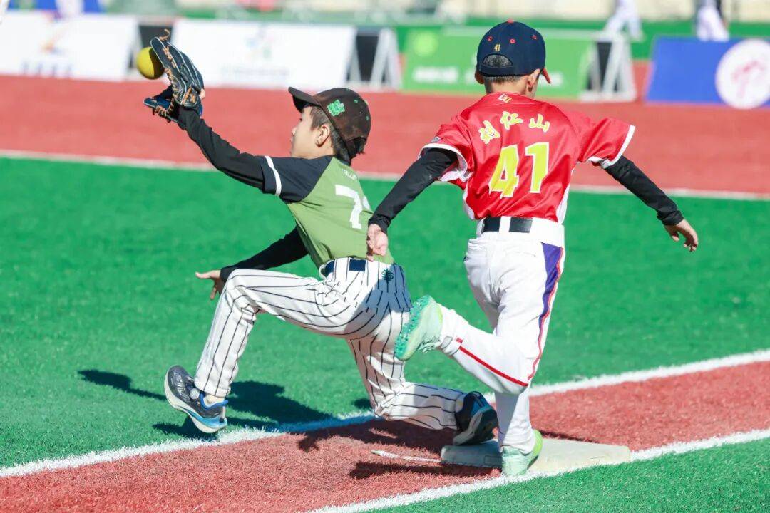就在本周日!2025年“猛虎杯”棒球比赛盛大启幕,位置在这……