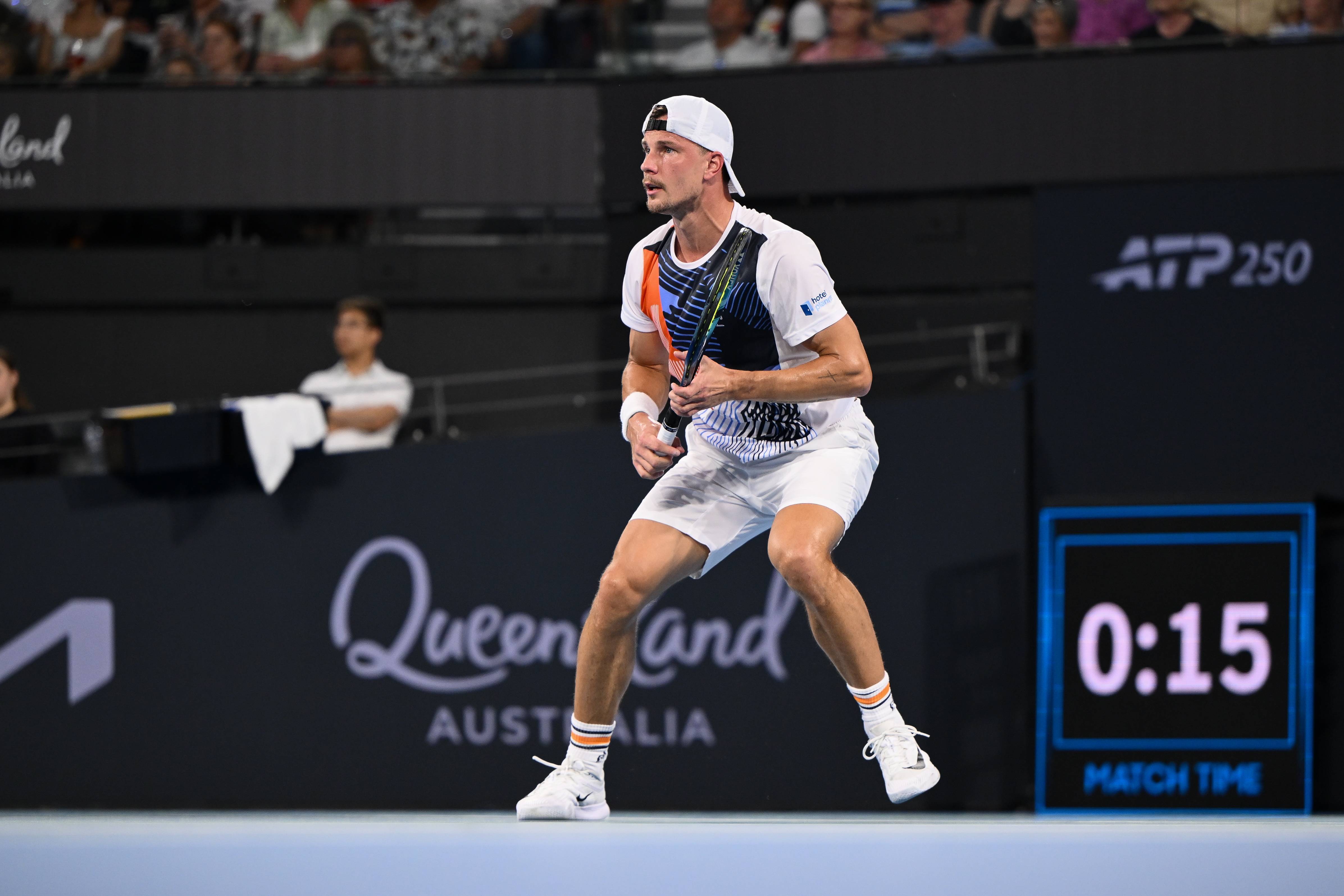 (外代二线)网球——布里斯班国际赛:梅德韦杰夫晋级